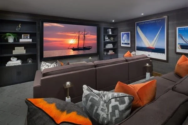 Cozy Modern Home Theater Design 