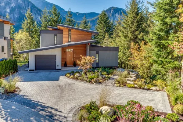 Crumpit Woods Oasis Modern House