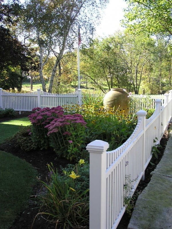 Wave White Picket Fence 