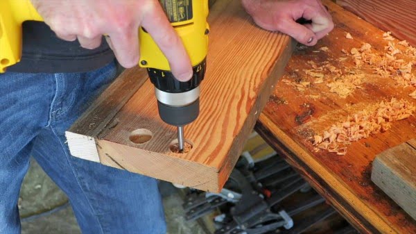 How to Build a Coffee Table with Drawers #DIY #homedecor #furniture