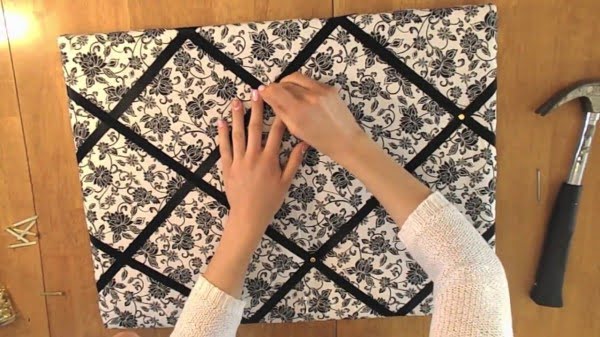 DIY: Quick and Inexpensive Fabric Bulletin Board