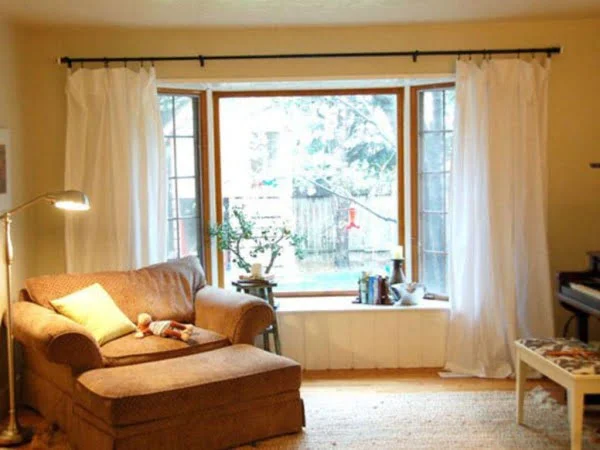 Two Sheets to the Window: Easy DIY Curtains  