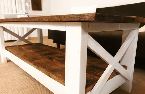 DIY: Farmhouse Coffee Table