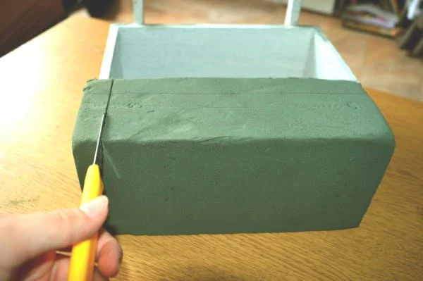 Dollar Store DIY: Faux Flower Arrangement on the Cheap.