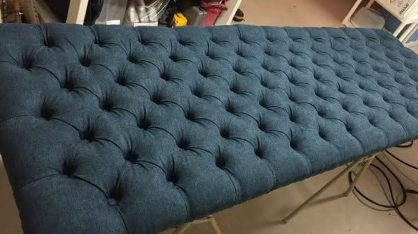 How to Make a Tufted Headboard #diy #homedecor #bedroomdecor
