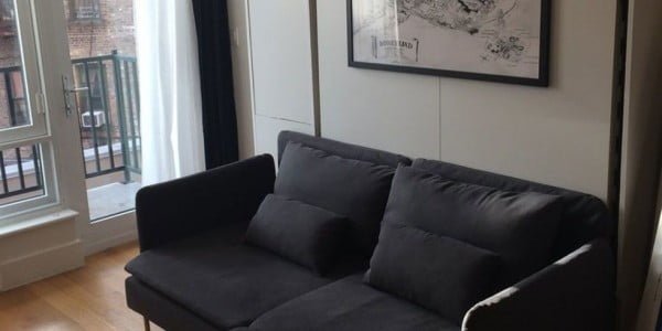 Here's How You Can Make Your Own Deluxe Murphy Bed #DIY #furniture #bedroomdecor #homedecor