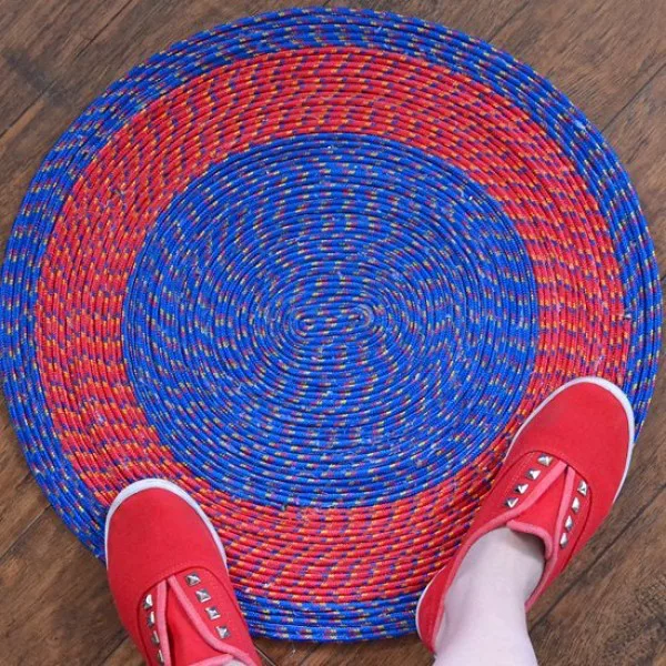 How-To: No Sew Rope Rugs | Make:   