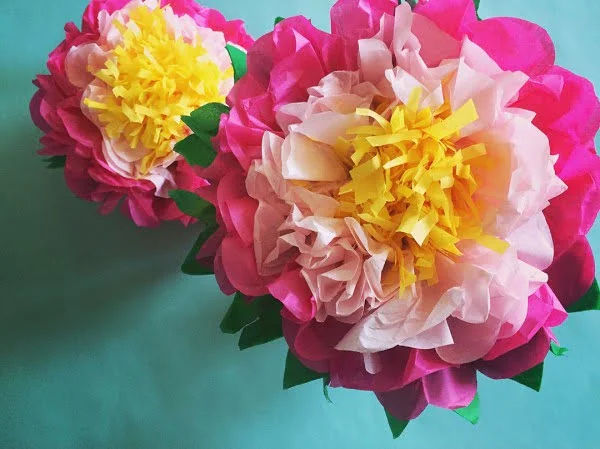 How to Make a Tissue Paper Flower: A Dazzling Tutorial   