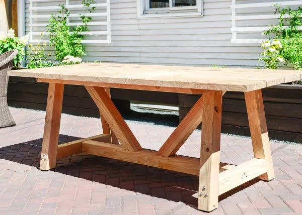 Our DIY Patio Table, Part I     