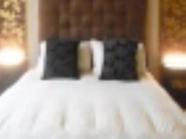 8 Step Diy Upholstered Headboard - Property24.com #diy #homedecor #bedroomdecor