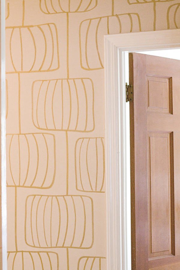 DIY Wallpaper: Drawing on the Walls #DIY #homedecor #walldecor