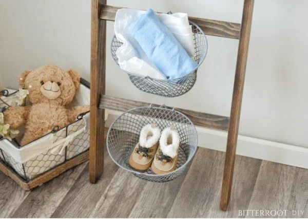 Nursery Blanket Ladder     