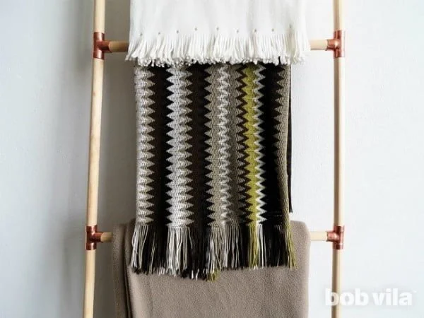 DIY Blanket Ladder     