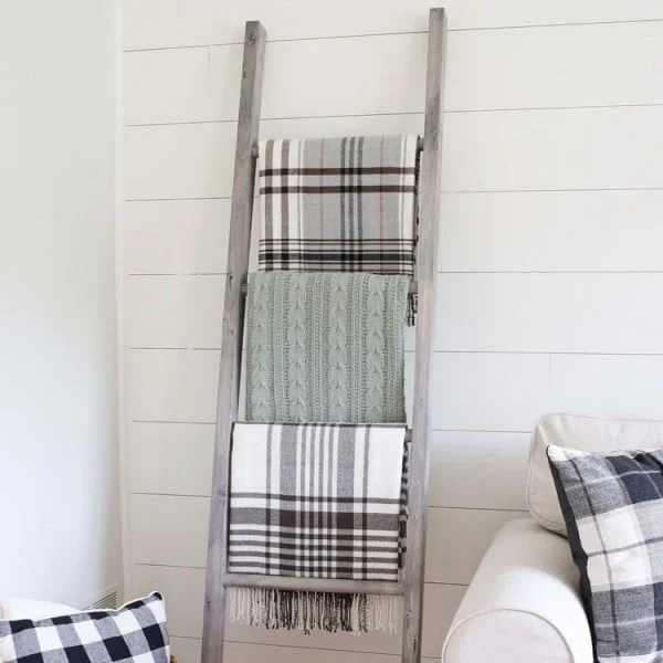 Easy DIY Blanket Ladder     