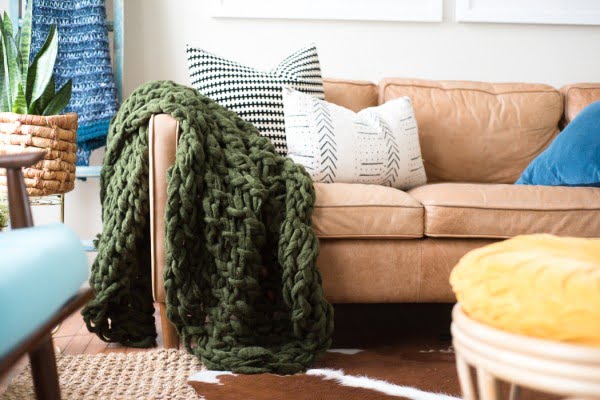 ARM KNIT BLANKET: HOW TO MAKE USING CHUNKY YARN    