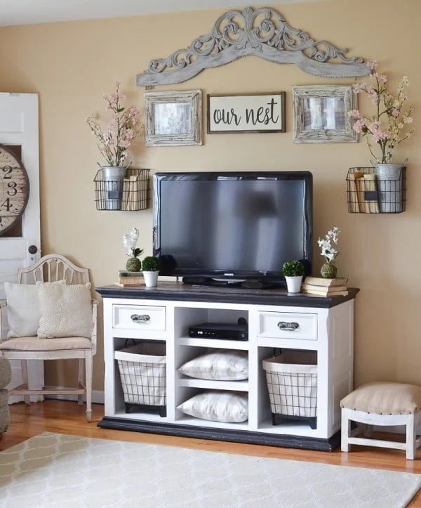 Easy Farmhouse Style TV Stand Makeover    