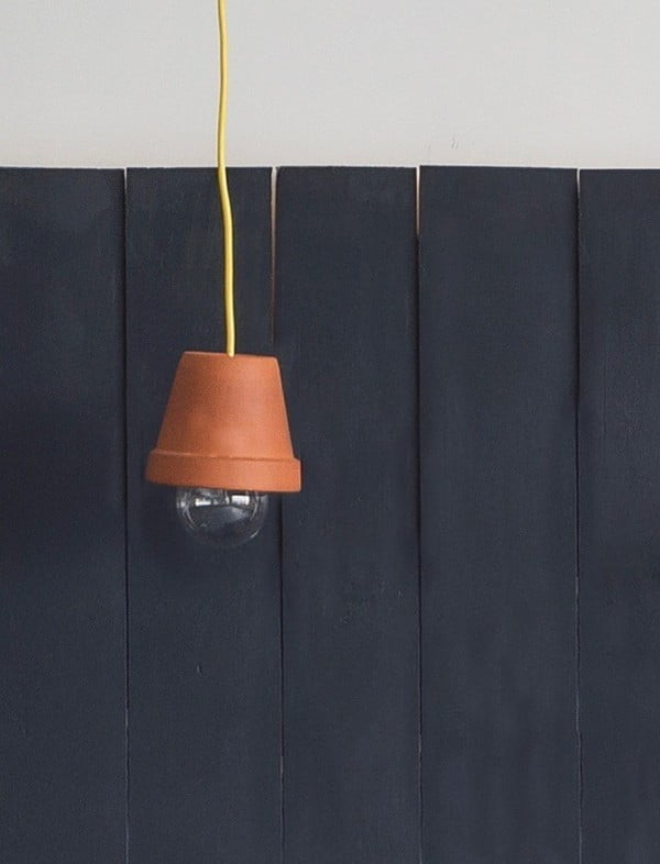 DIY: Flowerpot Pendant Light #DIY #homedecor #pendantlights #lighting
