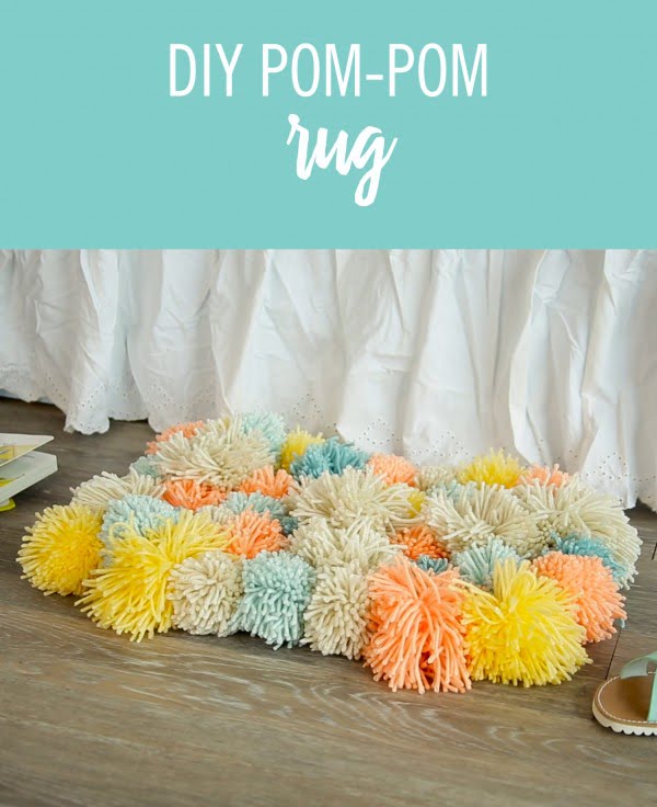 DIY Pom-Pom Rug #DIY #pompom #crafts #homedecor