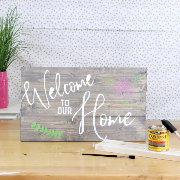 How to Build and Paint a Wood Sign     
