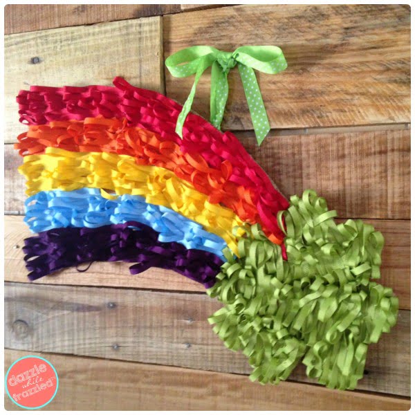 DIY St. Patrick's Day Shamrock Front Door Decor