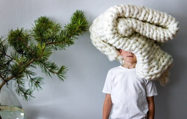 Chunky Knit Blanket DIY   