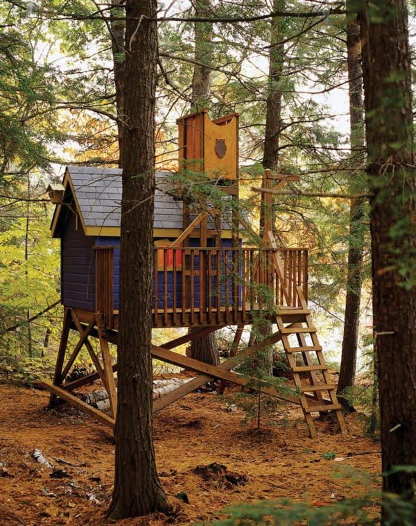 How To Build a Treehouse For Your Backyard    