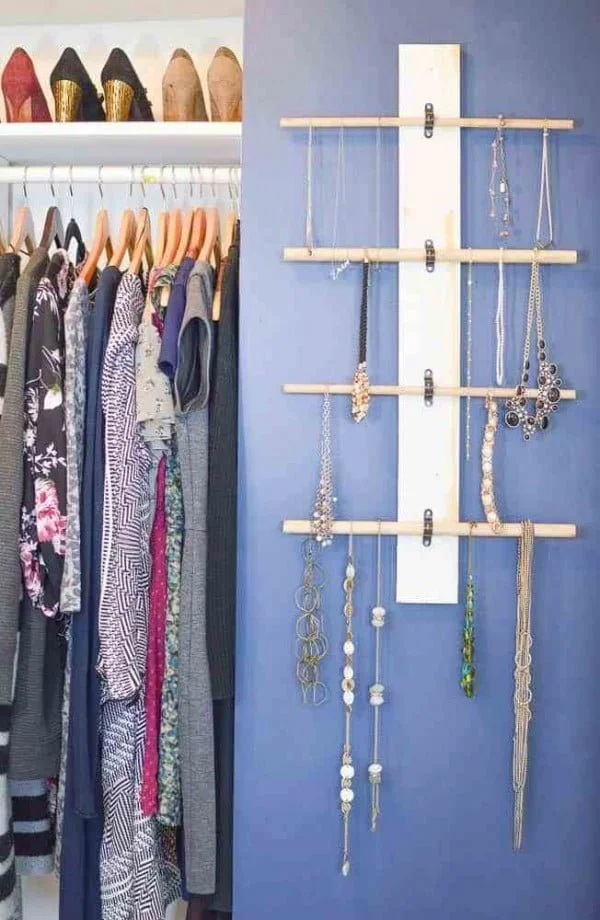 How to Make a Hanging Necklace Organizer    