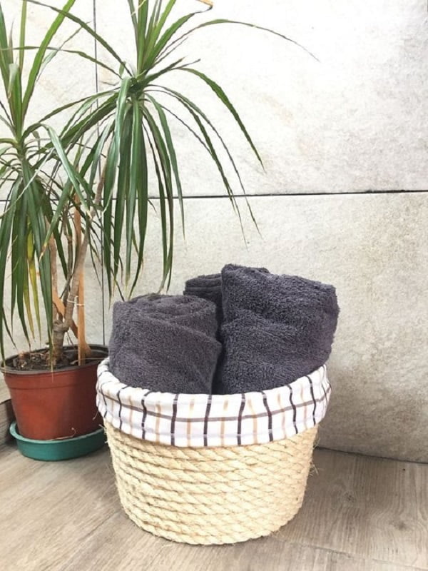 Dollar Store Basket Transformation
