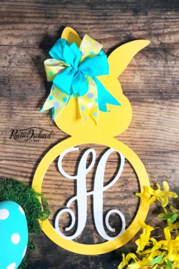 DIY Bunny Door Hanger Tutorial