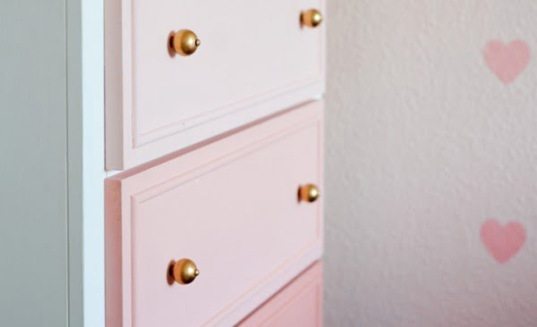 DIY Ombre Dresser Tutorial     