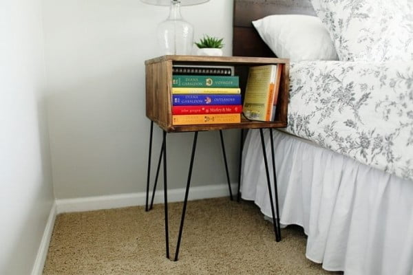 Make Your Own DIY Hairpin Nightstand Side Tables     