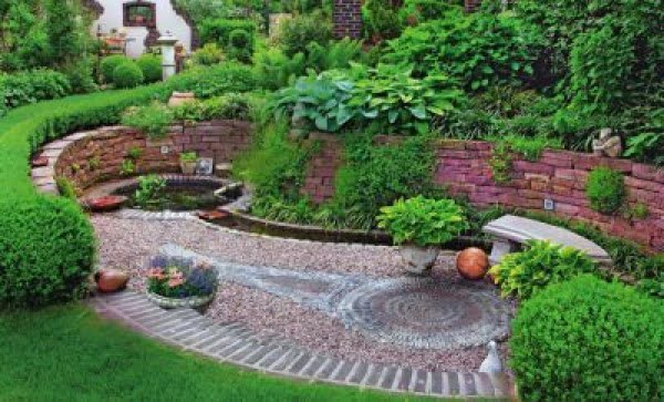 How to make natural pebble mosaic and stepping stones for your garden    path 