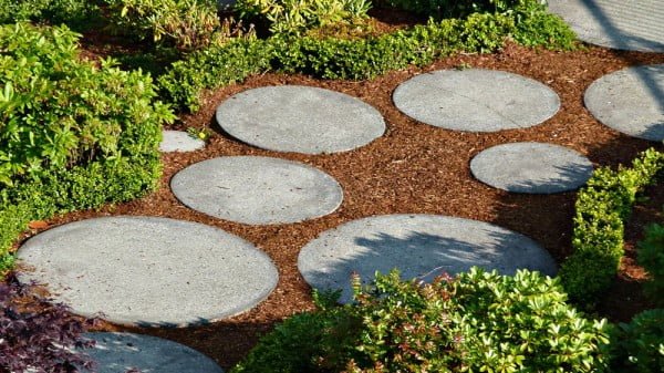 How to Lay a Garden Path    path 