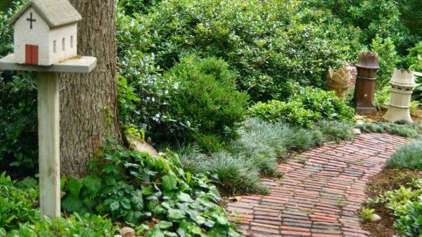 Great garden-path options to ponder    path 