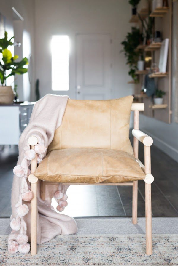 DIY Urban Outfitters Inspired Wooden Dowel Chair    
