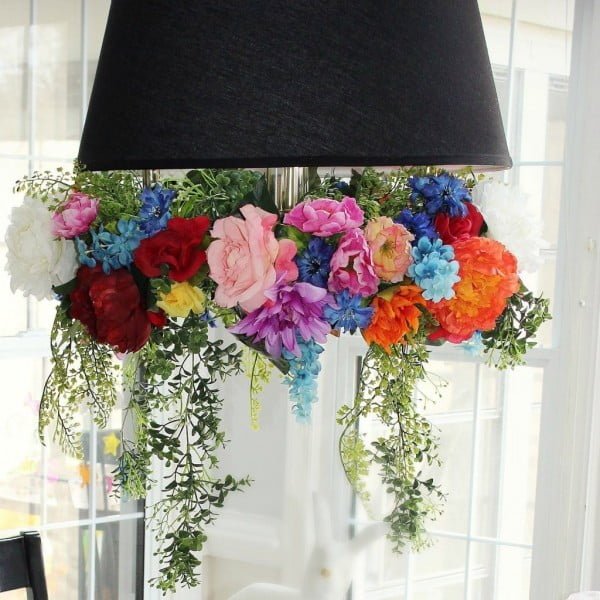 23 Stunning DIY Floral Chandeliers That Are Taking Over Decor Trends   