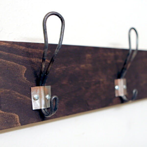 DIY Metal Hook Towel Rack
