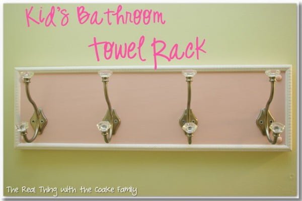 Bathroom Towel Rack {DIY}