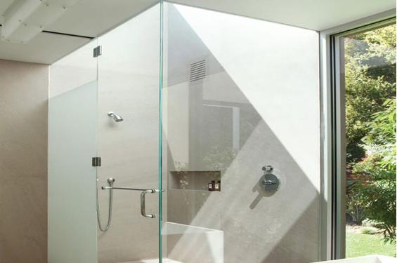 How To Choose The Best Glass Type For Shower Doors