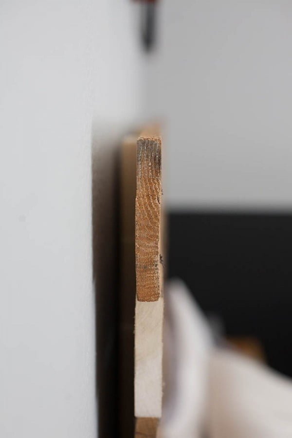 DIY Pallet Headboard
