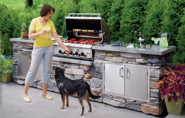 How to Build an Outdoor Kitchen
