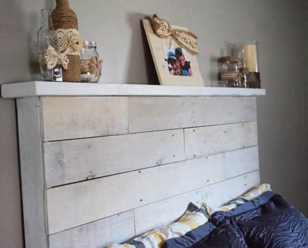 How to Make Your Own DIY Pallet Headboard
