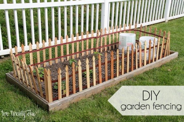15 Simple DIY Garden Fence Ideas You Can Build Right Now
