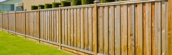 How to build a fence or garden screen