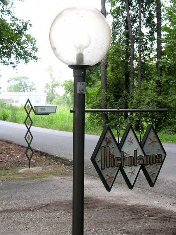 DIY midcentury modern mailbox post and address sign