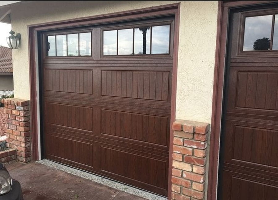 Signs You Need To Hire A Garage Door Repair Professional