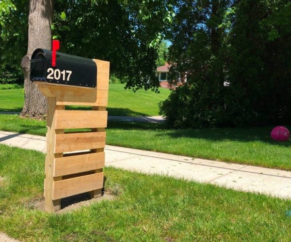 10 DIY Mailbox Post Ideas