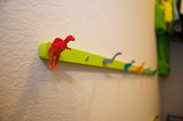 dinosaur hooks