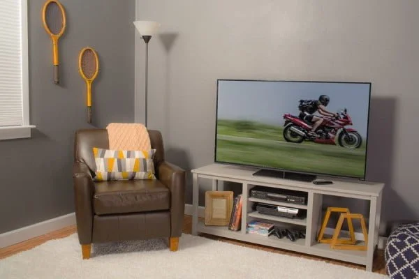 easy diy tv console or tv stand