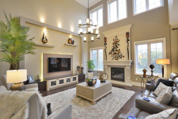 GREAT FAMILY ROOM